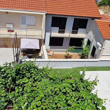 Palute Guest house 3*