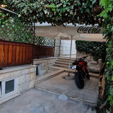 Guest house Palute