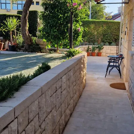 Guest house Palute Supetar