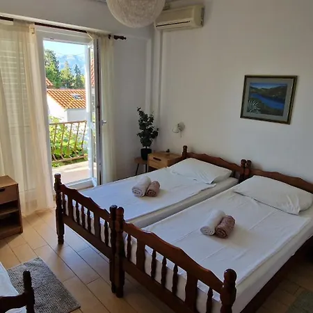 Guest house Palute 3*