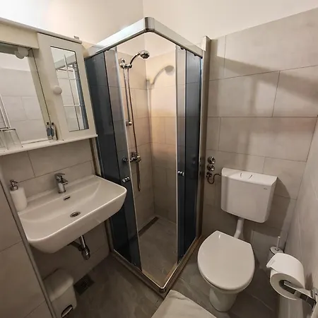Guest house Palute 3*