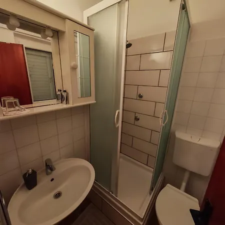 Palute Guest house
