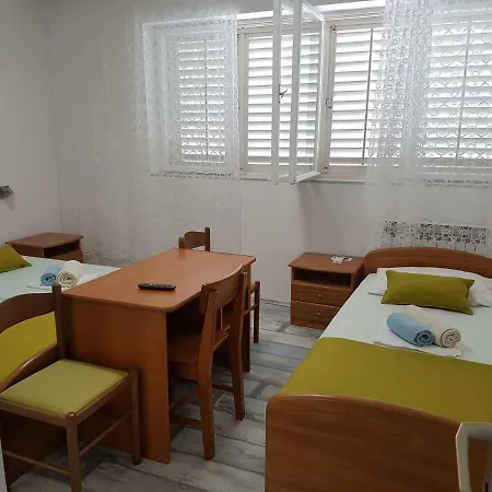 Palute Guest house Supetar