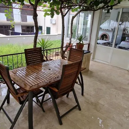 Gostinjska kuća Palute Supetar