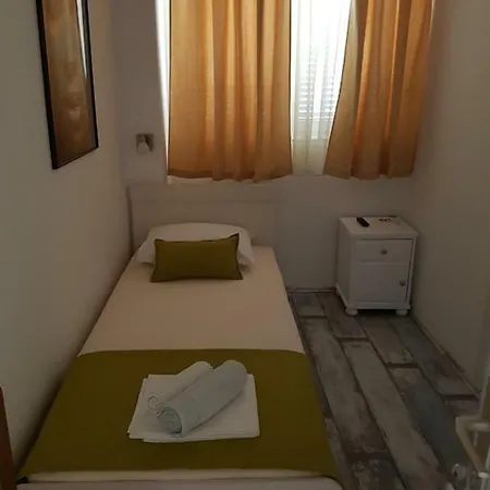 Palute Gostinjska kuća Supetar