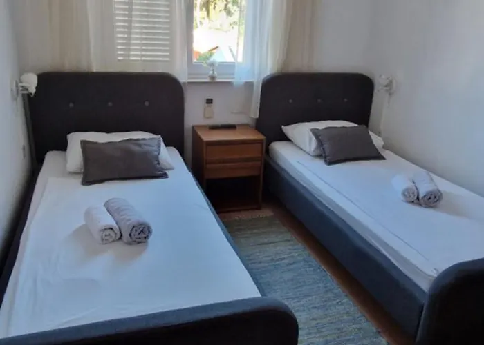 Palute Gasthof Supetar